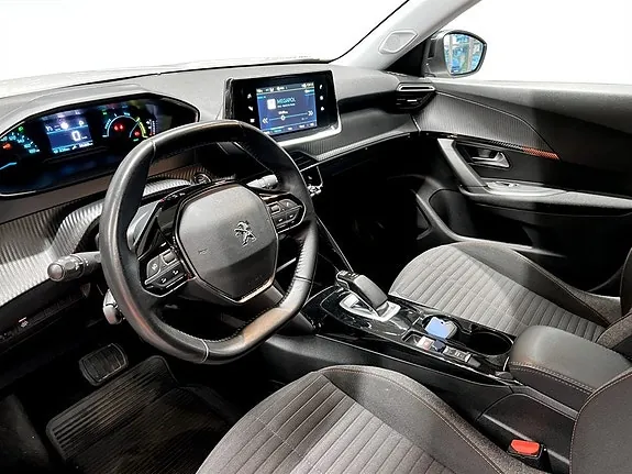 Peugeot E-2008 2021 photo 4