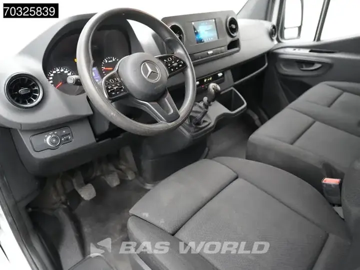 Mercedes-Benz Sprinter 2021 photo 3