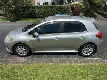 Toyota Auris 2006 photo 2