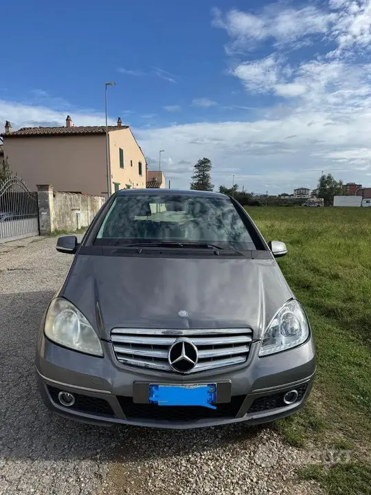 Mercedes-Benz A 2009 photo 2