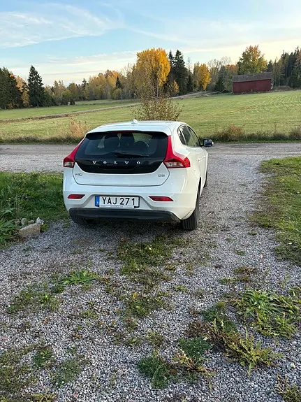 Volvo V40 2016 photo 2