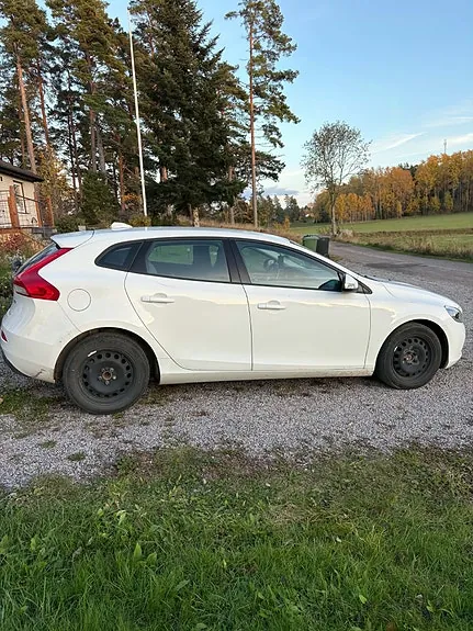 Volvo V40 2016 photo 3