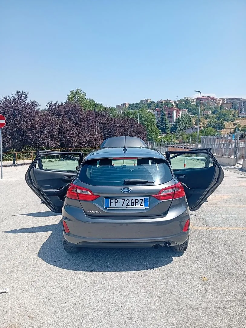 Ford Fiesta 2018 photo 3
