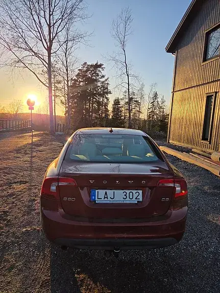 Volvo S60 2011 photo 5