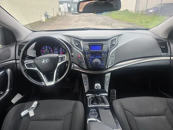 Hyundai I40 2013 photo 2