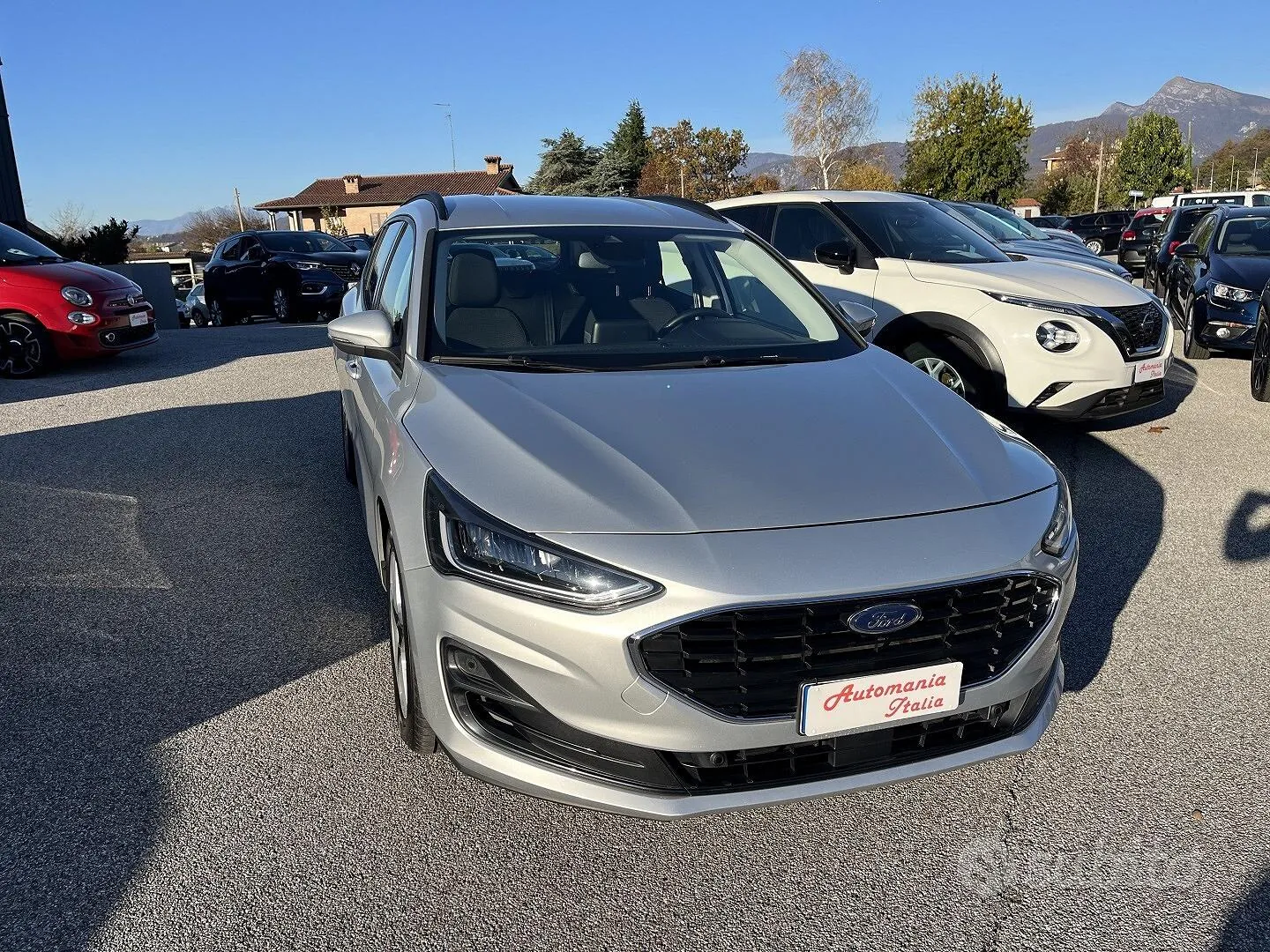Ford Focus 2022 photo 2