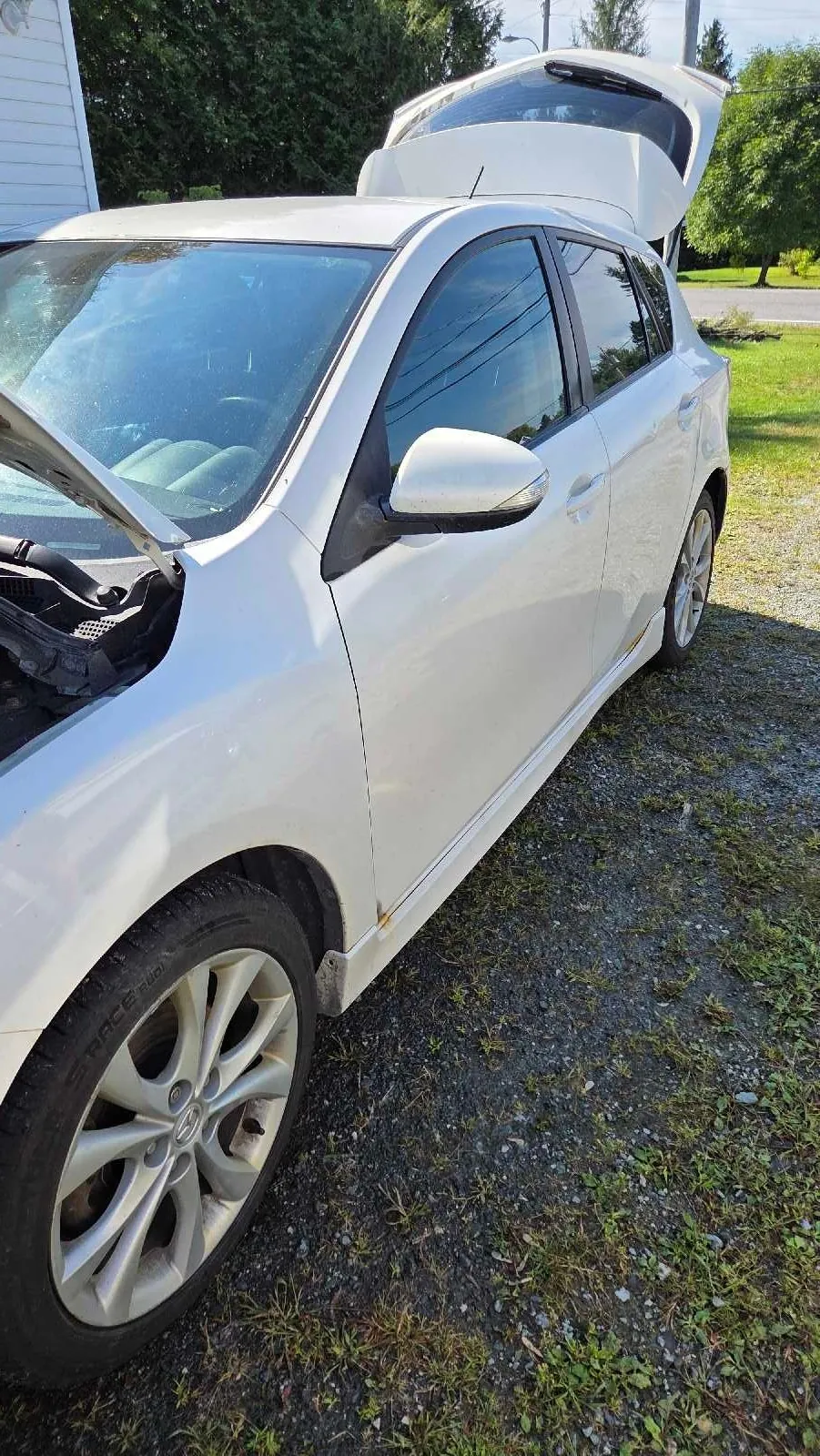 Mazda 3 2010 photo 4