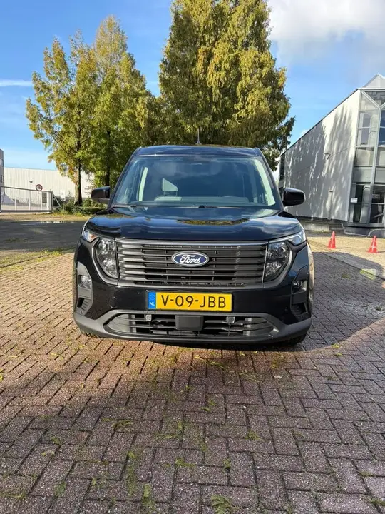 Ford Transit Courier