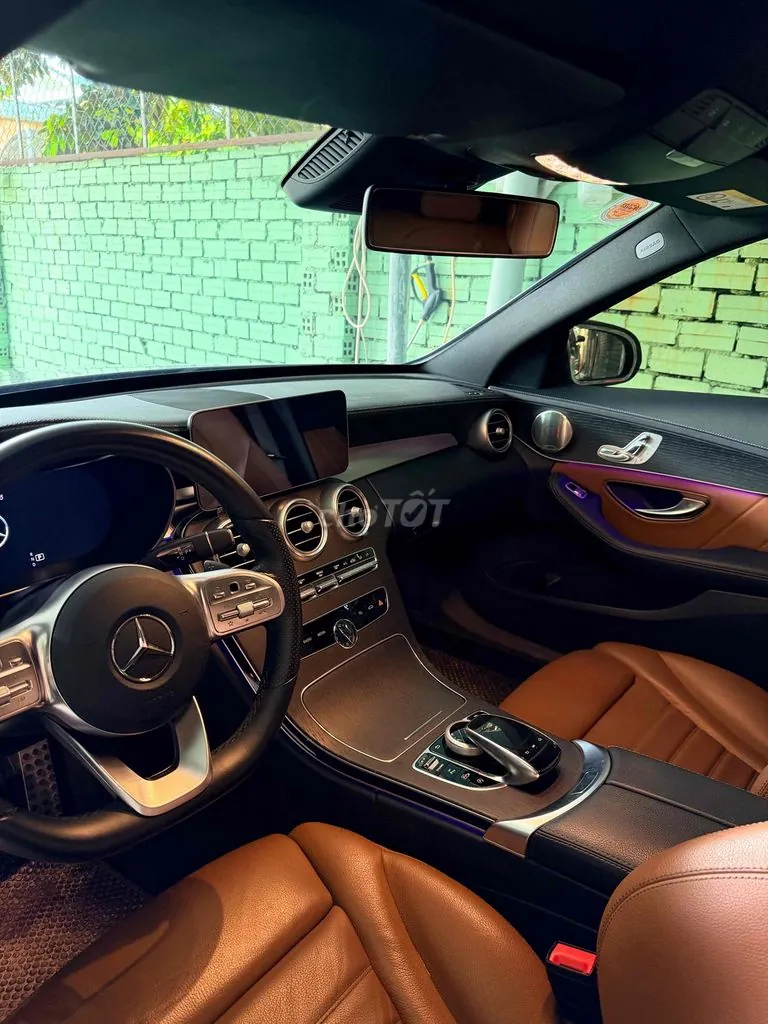 Mercedes-Benz C-Class 2020 photo 4