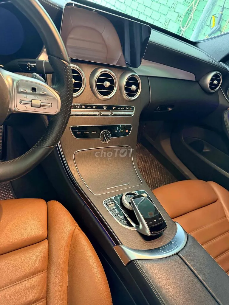Mercedes-Benz C-Class 2020 photo 5