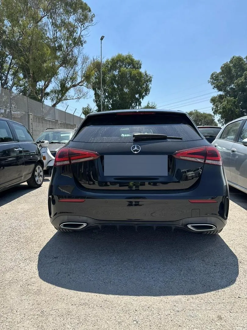 Mercedes-Benz A-Class 2018 photo 2