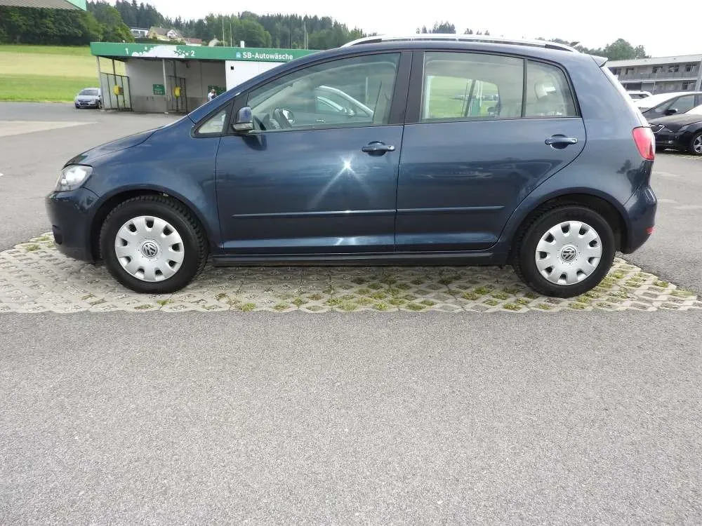 Volkswagen Golf Plus 2011 photo 3
