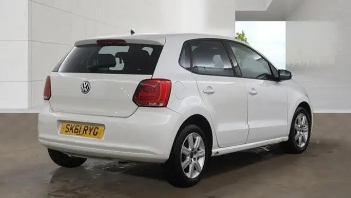 Volkswagen Polo 2011 photo 2