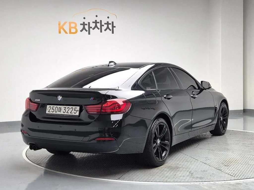BMW 4Series 2020 photo 3