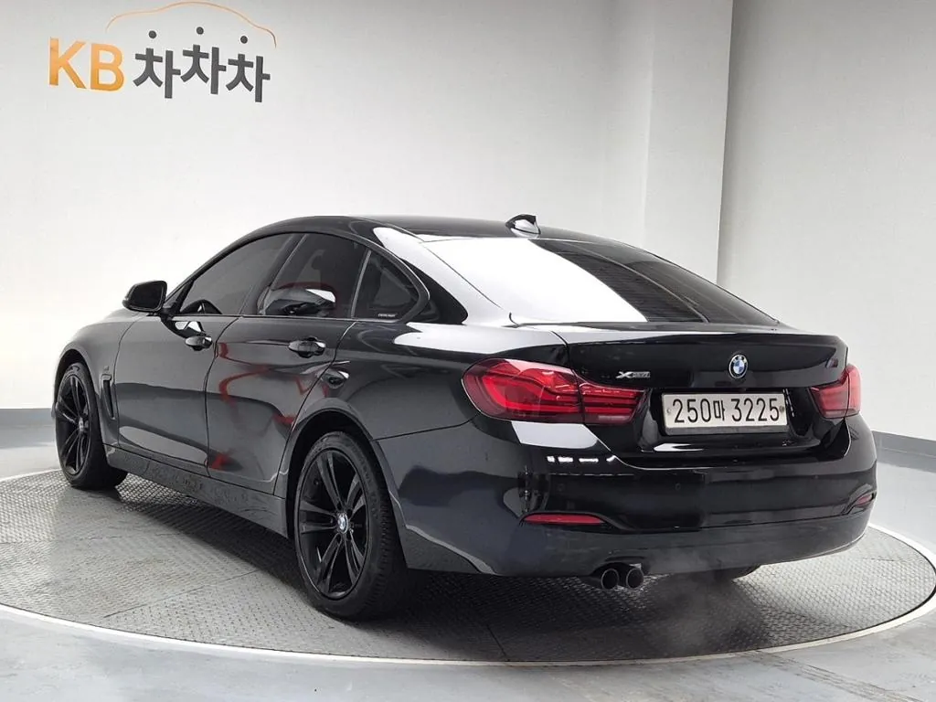 BMW 4Series 2020 photo 2