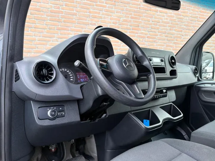 Mercedes-Benz Esprinter 2021 photo 2