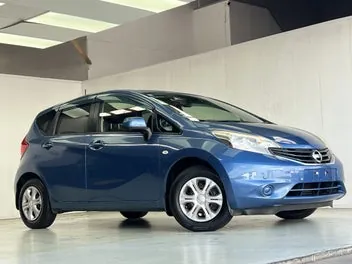 Nissan Note 2014 photo 4