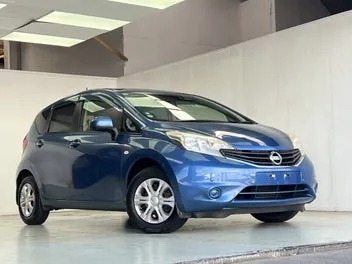Nissan Note 2014 photo 2