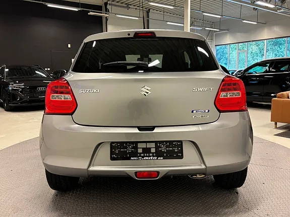 Suzuki Swift 2017 photo 4