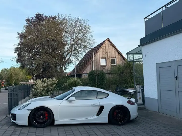 Porsche Cayman S