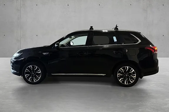 Mitsubishi Outlander 2016 photo 2