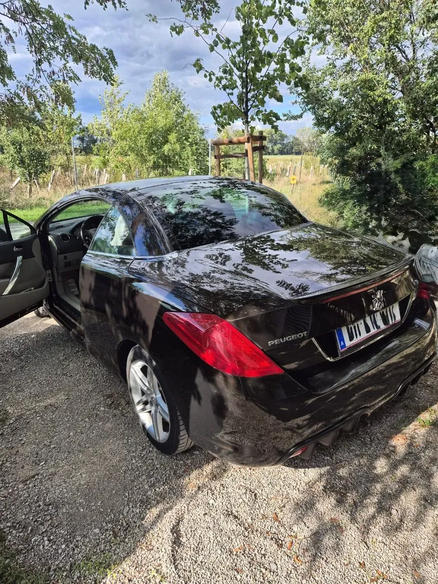 Peugeot 308 2011 photo 2