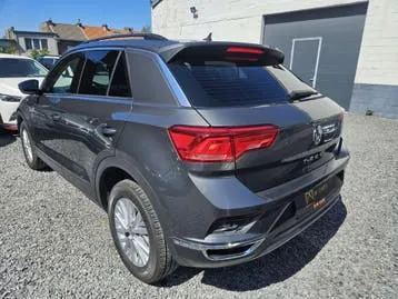 Volkswagen T-Roc 2019 photo 2