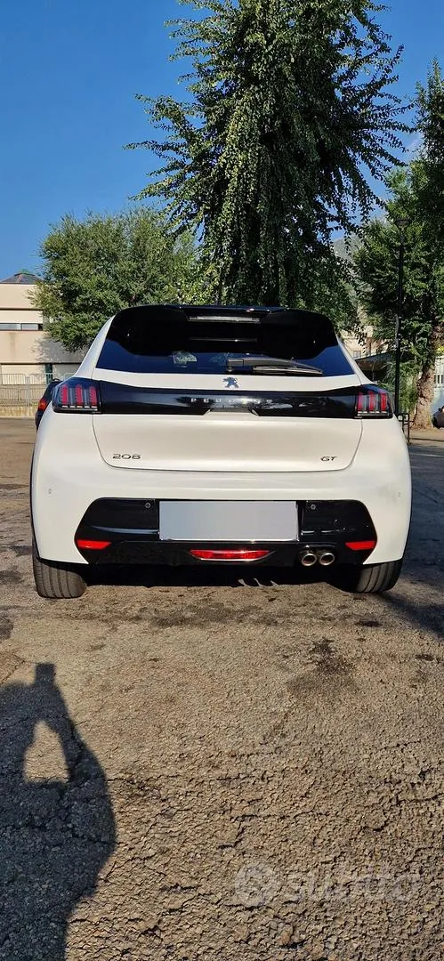 Peugeot 208 2021 photo 5