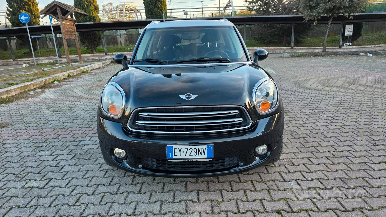 Mini Countryman 2015 photo 2