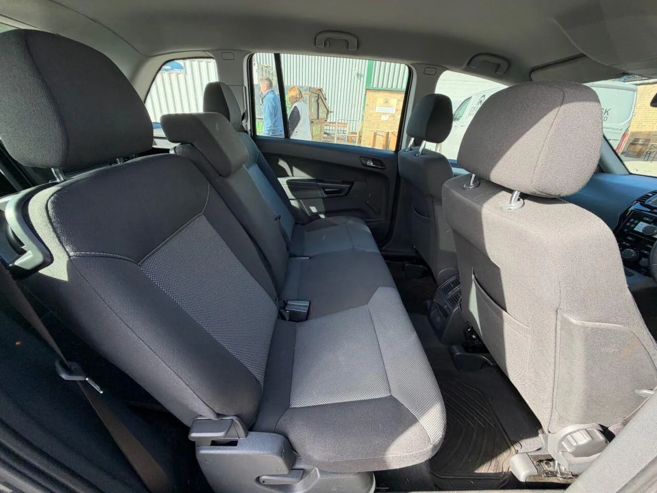 Vauxhall Zafira 2013 photo 4