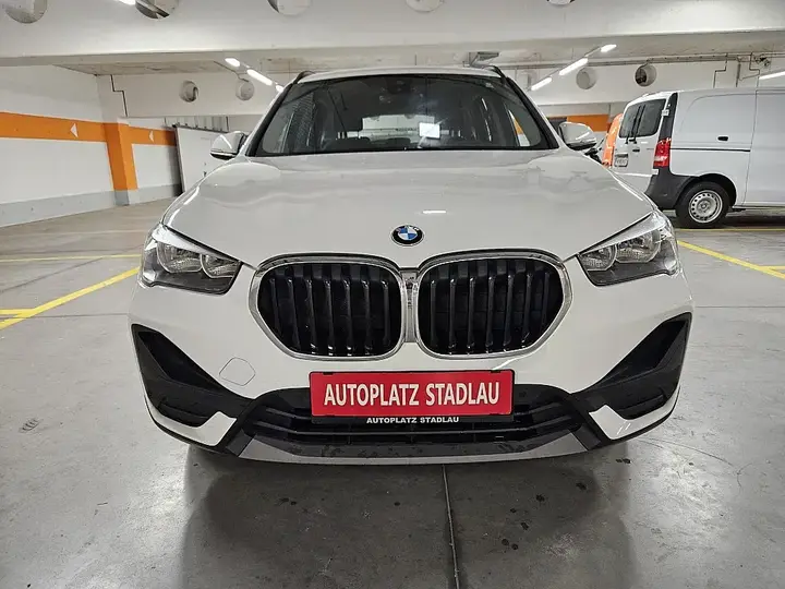 BMW X1 2022 photo 3