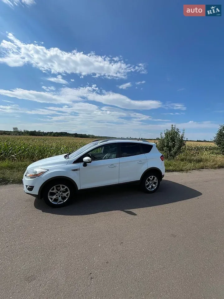 Ford Kuga 2010 photo 3