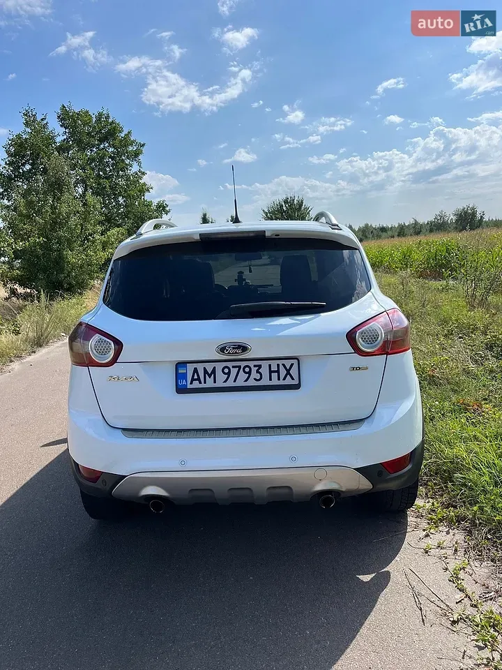 Ford Kuga 2010 photo 5