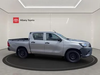 Toyota Hilux 2020 photo 3