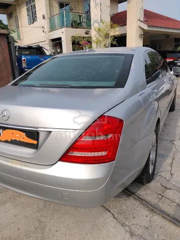 Mercedes-Benz S300