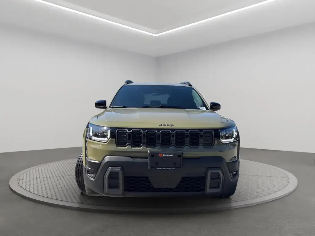 Jeep Cherokee 2026 photo 2