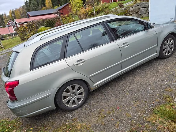 Toyota Avensis 2007 photo 3