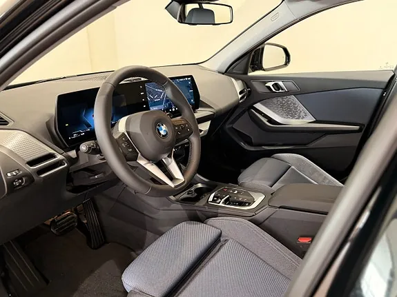 BMW 120 2026 photo 3