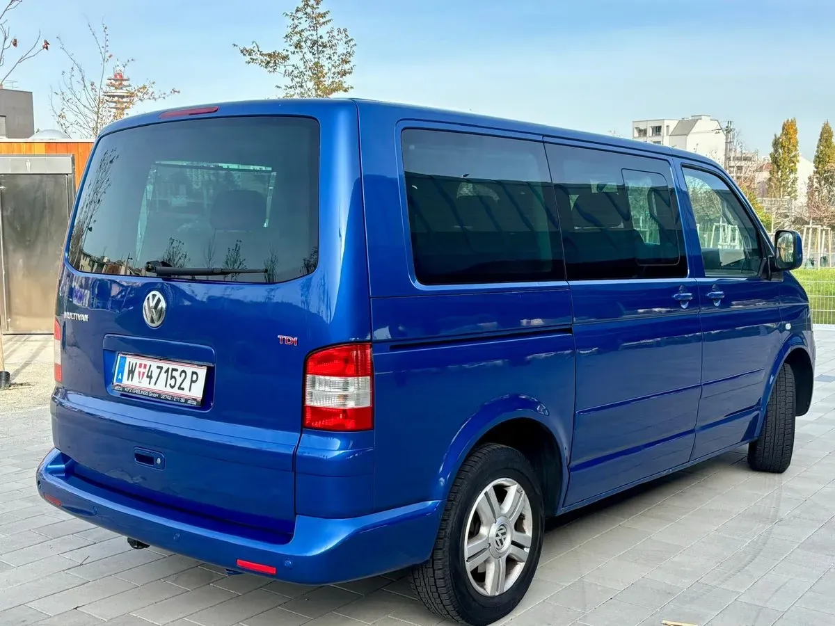 Volkswagen Multivan 2006 photo 3
