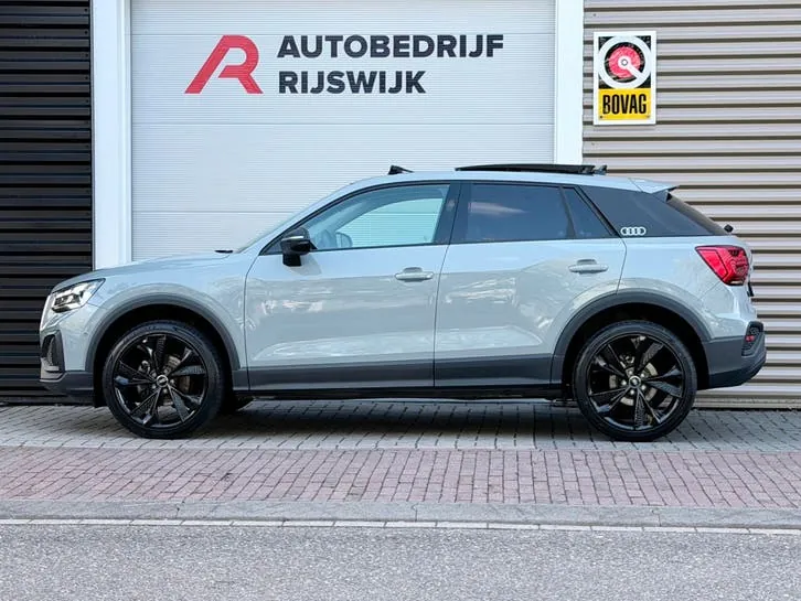 Audi Q2 2023 photo 2