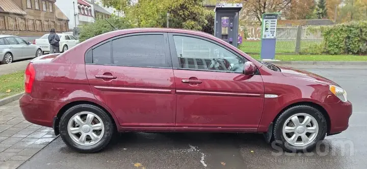 Hyundai Accent 2007 photo 4