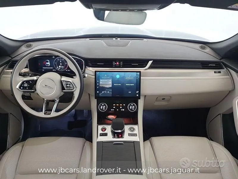 Jaguar F-Pace 2024 photo 4