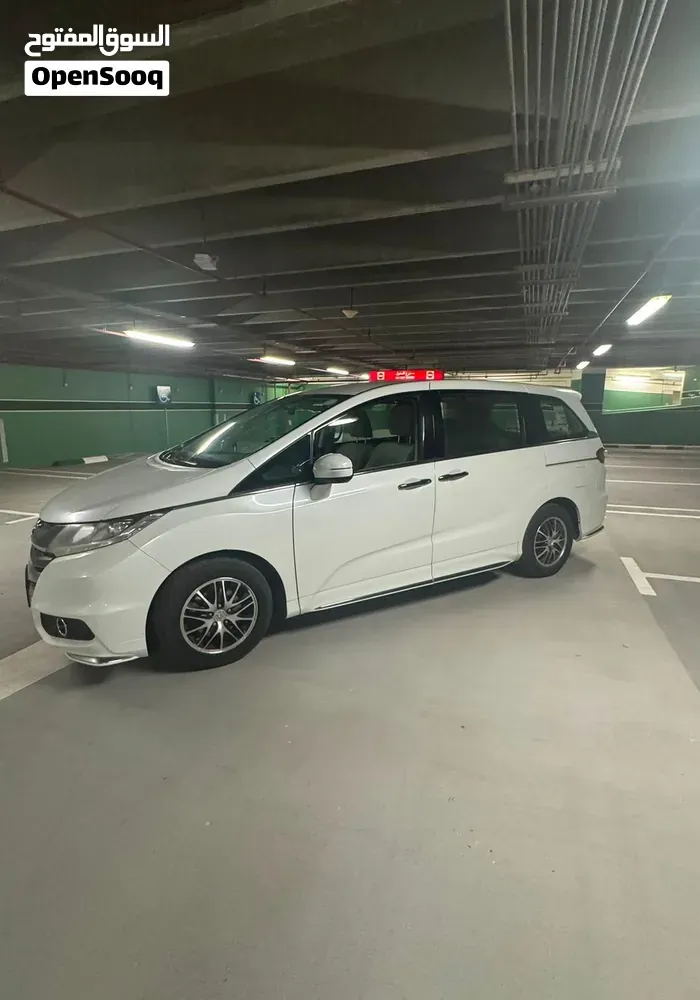Honda Odyssey 2020 photo 2