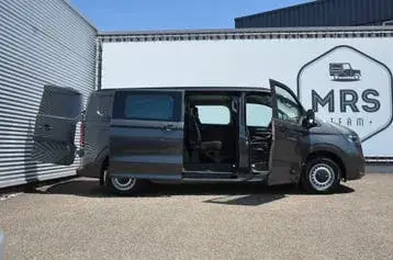 Volkswagen T7 2026 photo 4