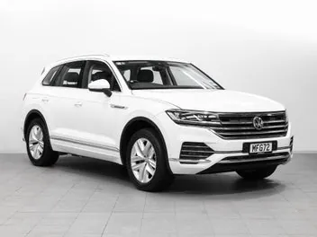 Volkswagen Touareg 2019 photo 2
