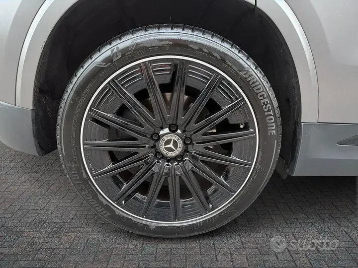 Mercedes-Benz Gla 2024 photo 5