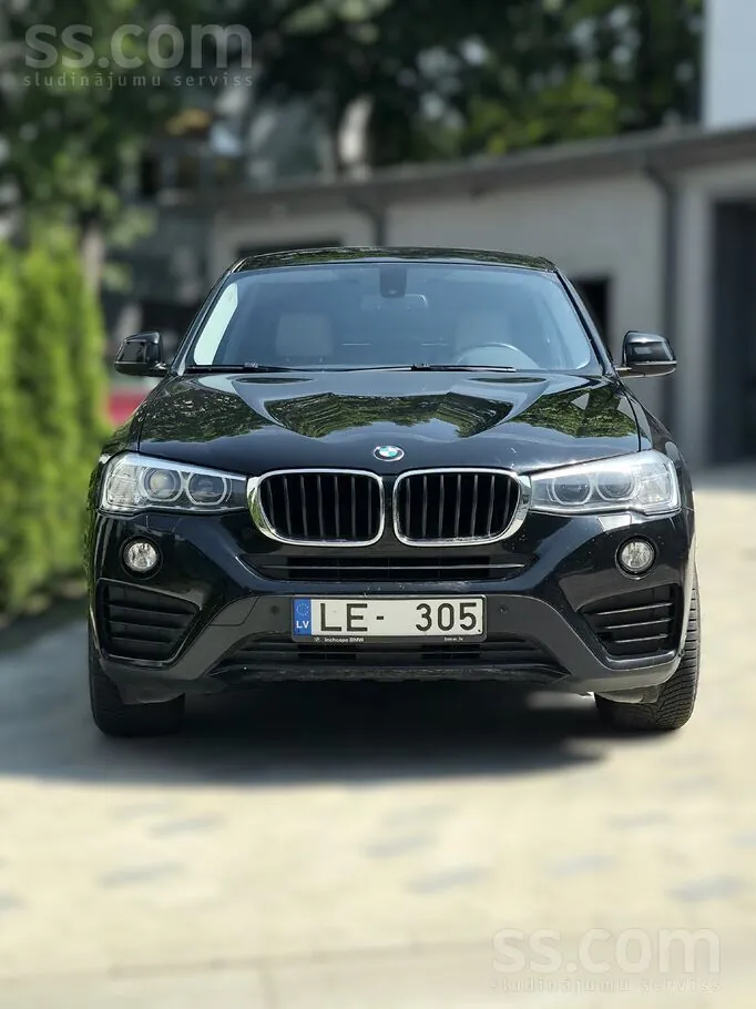 BMW X4 2017 photo 2