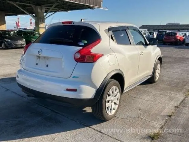 Nissan Juke 2013 photo 4