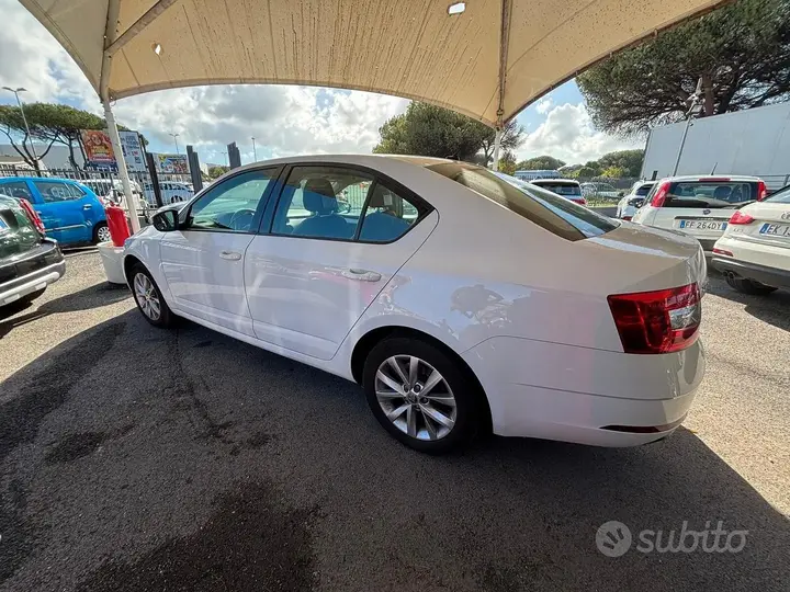 Skoda Octavia 2018 photo 4