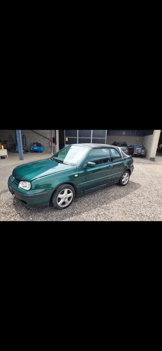 Volkswagen Golf 2002 photo 3